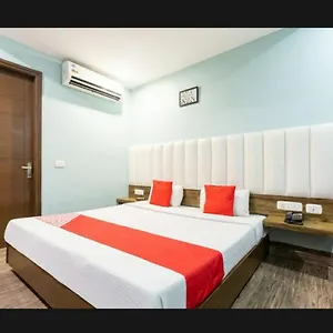 Hotel Mourya, Chandigarh